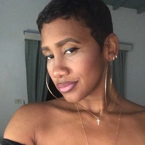 Meet your Posher, Kayatana